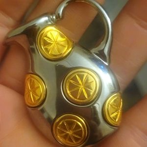 FIRM $5 ADD TO BUNDLE OF $10 Liz Claiborne vintage brooch jewelry designer marke